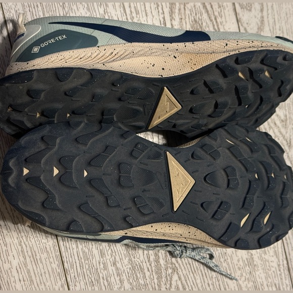 2021 Womens Nike Pegasus Trail 3 Gore-Tex Seafoam Navy GTX SZ 11 (DC8794-003) - Picture 7 of 9